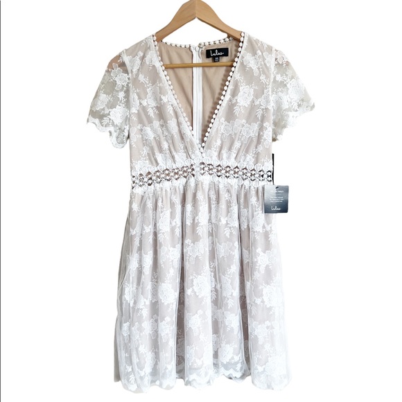 Lulu’s Magical Love White Lace Short Sleeve Mini Dress Size XS NWT - Picture 12 of 13